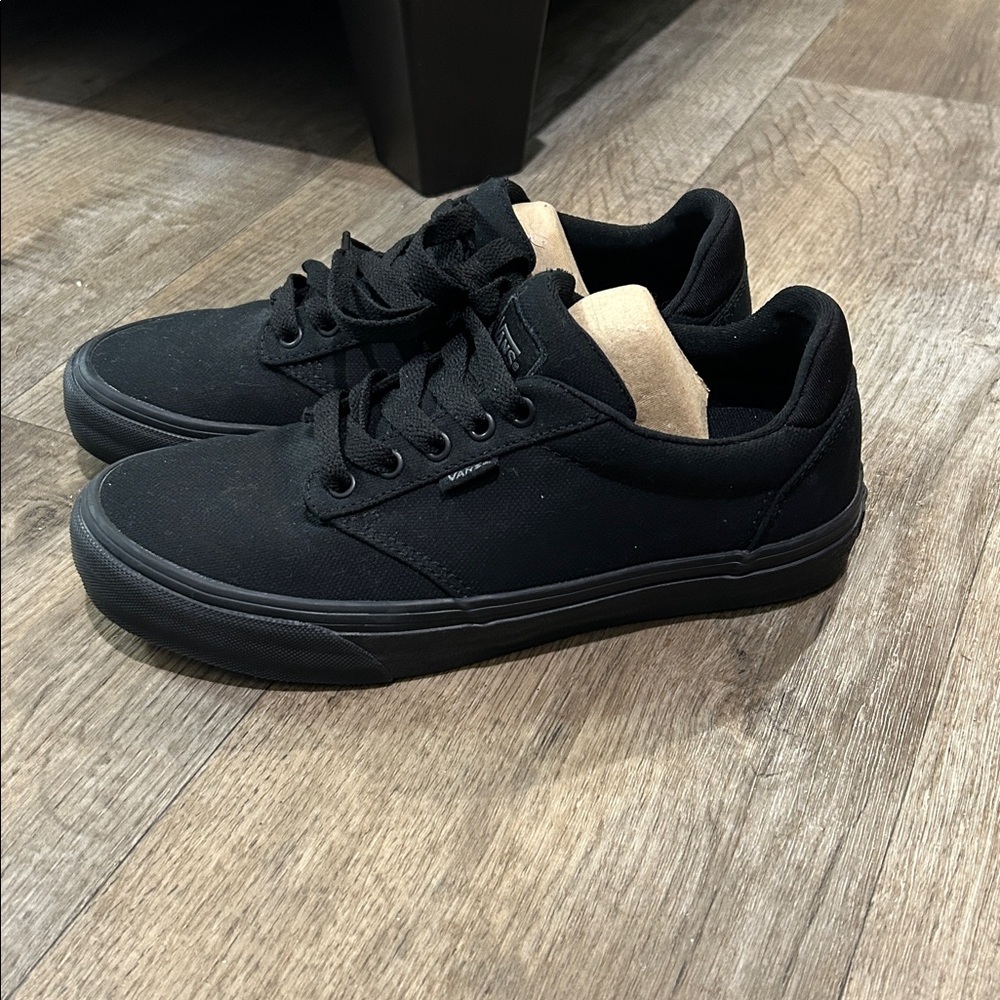 Vans Black Low-Top Canvas Sneakers - Picture 7 of 7